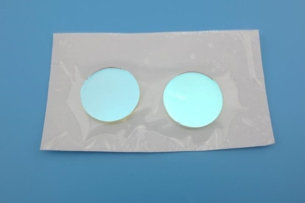 400-700nm高透可見(jiàn)光帶通濾光片